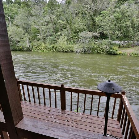 Heaven On The Toccoa Where You Will Enjoy The Sites And Sounds Of The Toccoa River Mineral Bluff 外观 照片