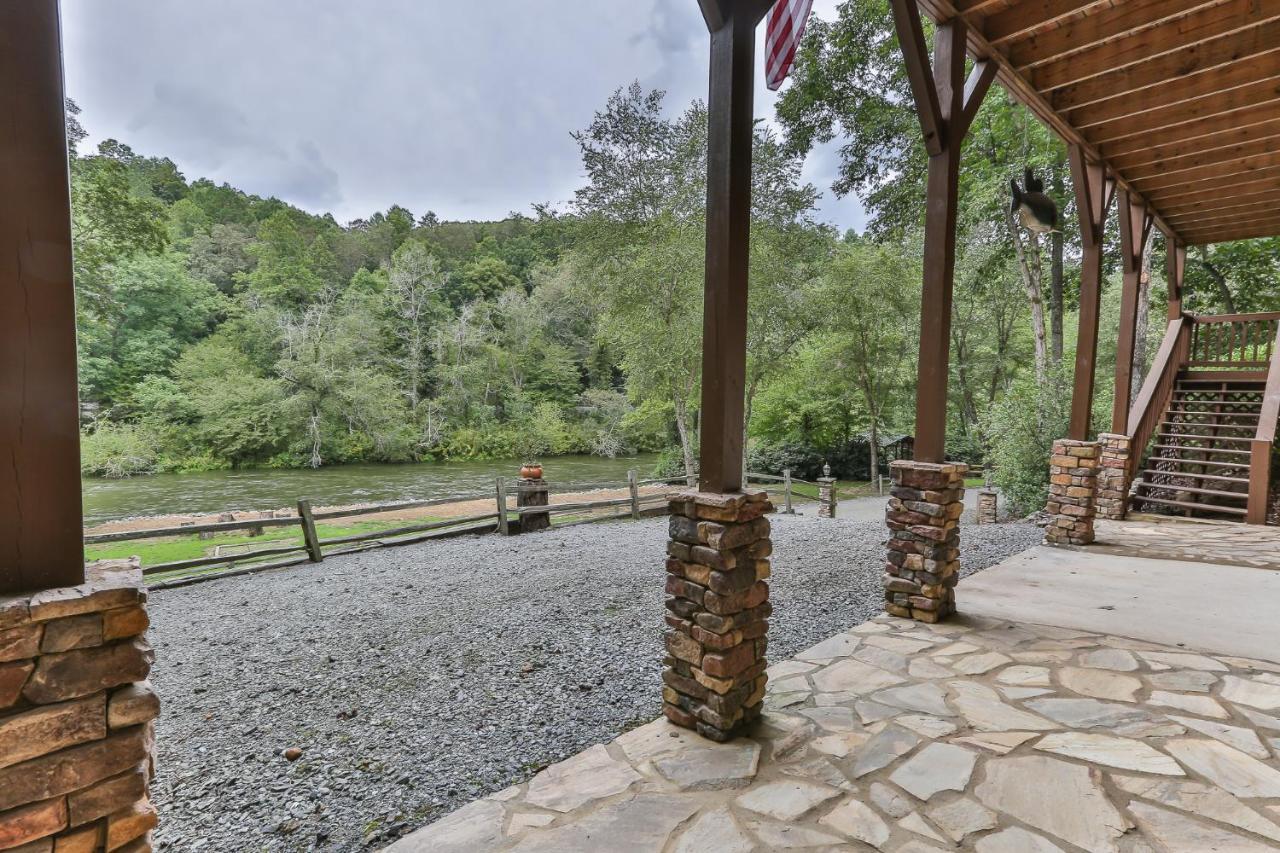 Heaven On The Toccoa Where You Will Enjoy The Sites And Sounds Of The Toccoa River Mineral Bluff 外观 照片