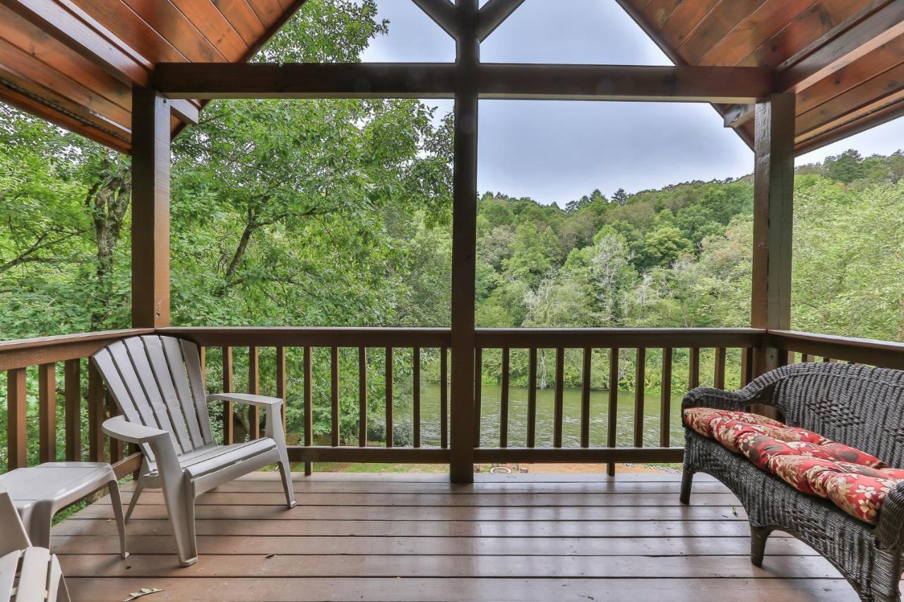 Heaven On The Toccoa Where You Will Enjoy The Sites And Sounds Of The Toccoa River Mineral Bluff 外观 照片