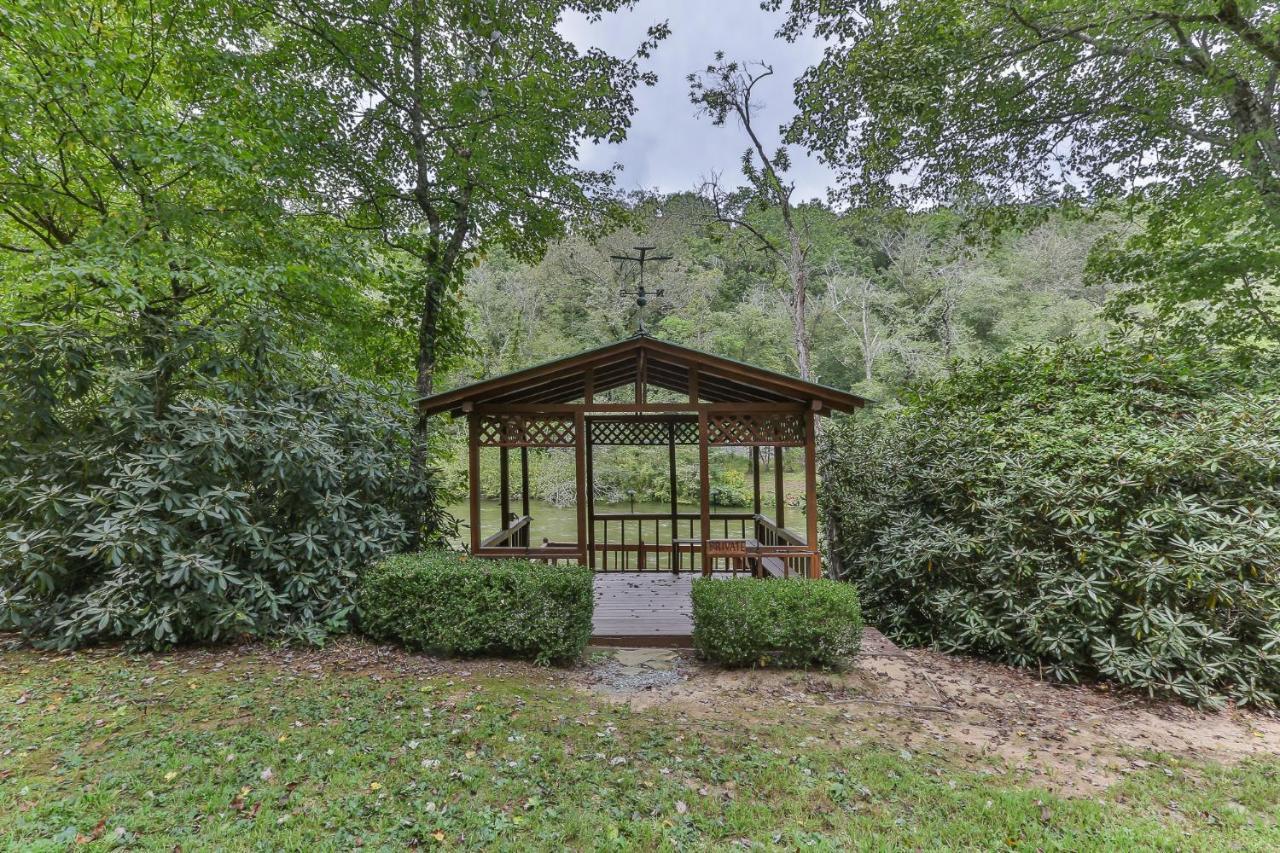 Heaven On The Toccoa Where You Will Enjoy The Sites And Sounds Of The Toccoa River Mineral Bluff 外观 照片