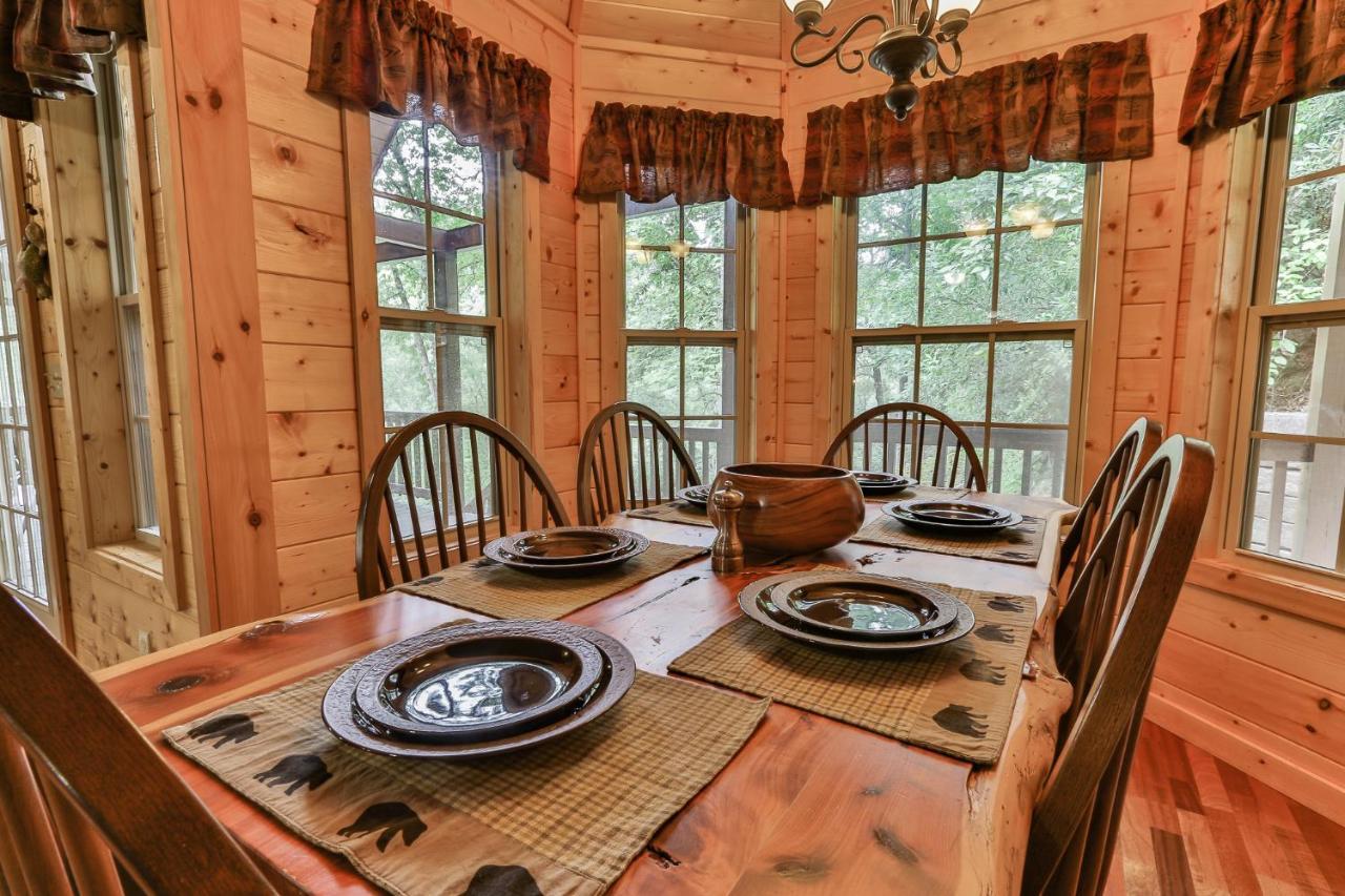 Heaven On The Toccoa Where You Will Enjoy The Sites And Sounds Of The Toccoa River Mineral Bluff 外观 照片
