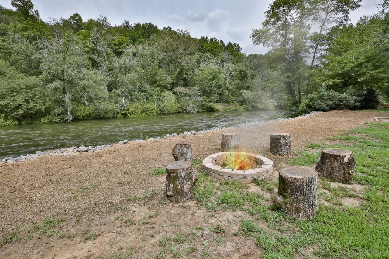 Heaven On The Toccoa Where You Will Enjoy The Sites And Sounds Of The Toccoa River Mineral Bluff 外观 照片